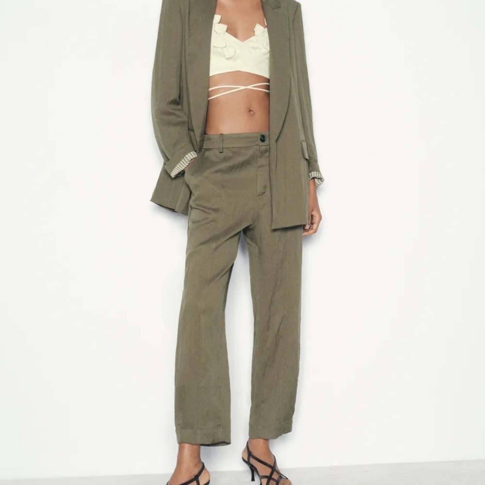 Zara Wrinkle Effect Knickerbocker Pants